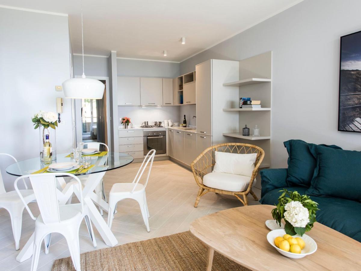 Punta Ala Sea View Apartments מראה חיצוני תמונה