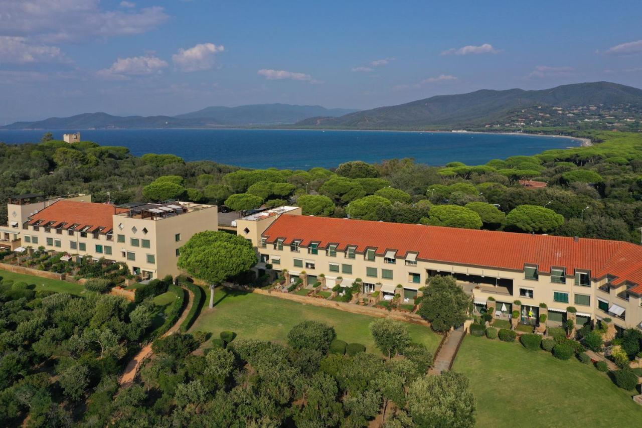 Punta Ala Sea View Apartments מראה חיצוני תמונה
