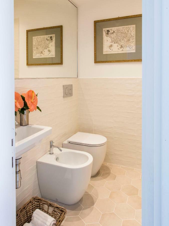 Punta Ala Sea View Apartments מראה חיצוני תמונה