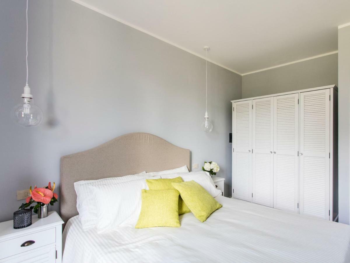 Punta Ala Sea View Apartments מראה חיצוני תמונה
